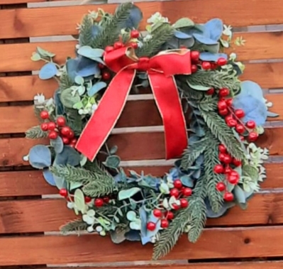 Christmas Door Wreath (Small)